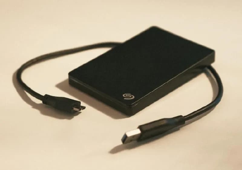 Внешний жёсткий диск Seagate 2TB