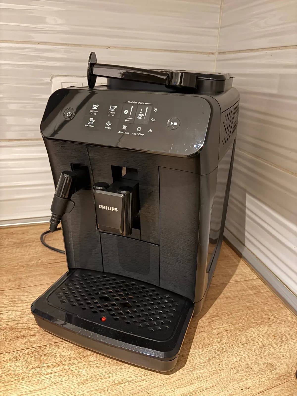 Кофемашина Philips 800 series автоматическая