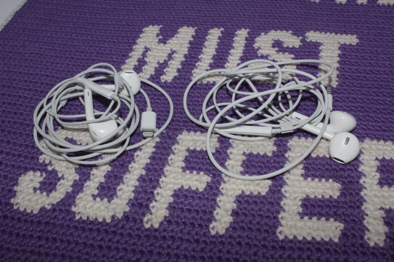 Наушники Apple EarPods проводные