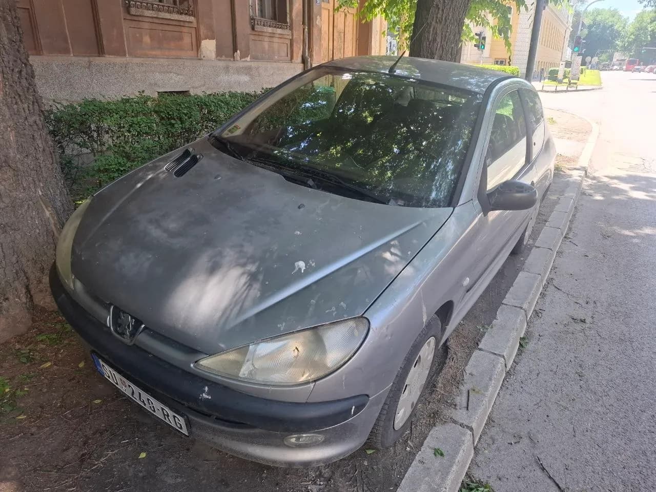 Peugeot 206 1.4 дизель 2003