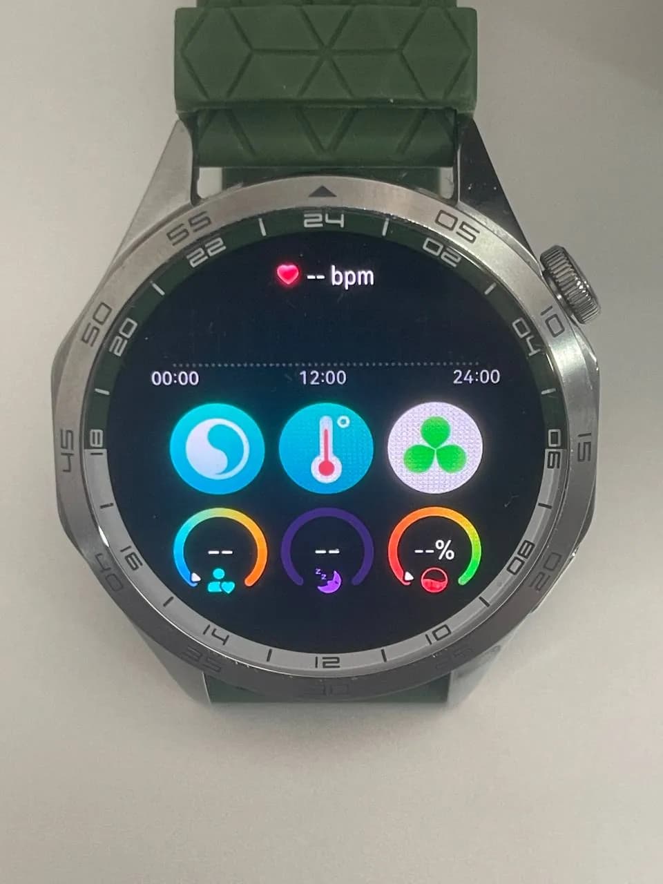 Смарт-часы Huawei GT4