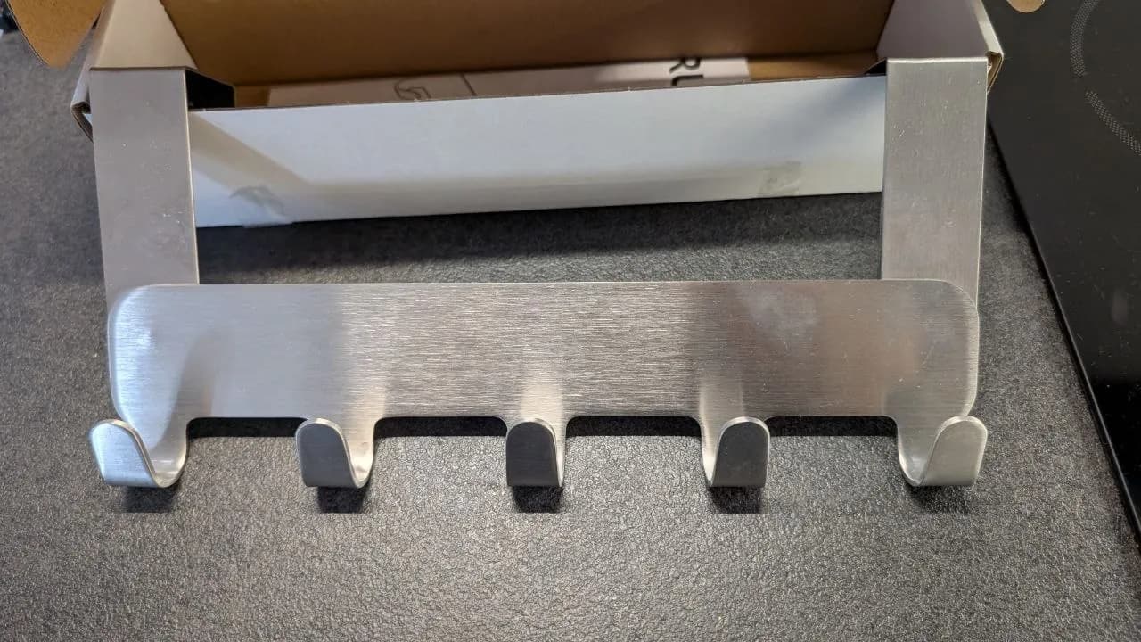Новые вешалки и крючки IKEA на дверь