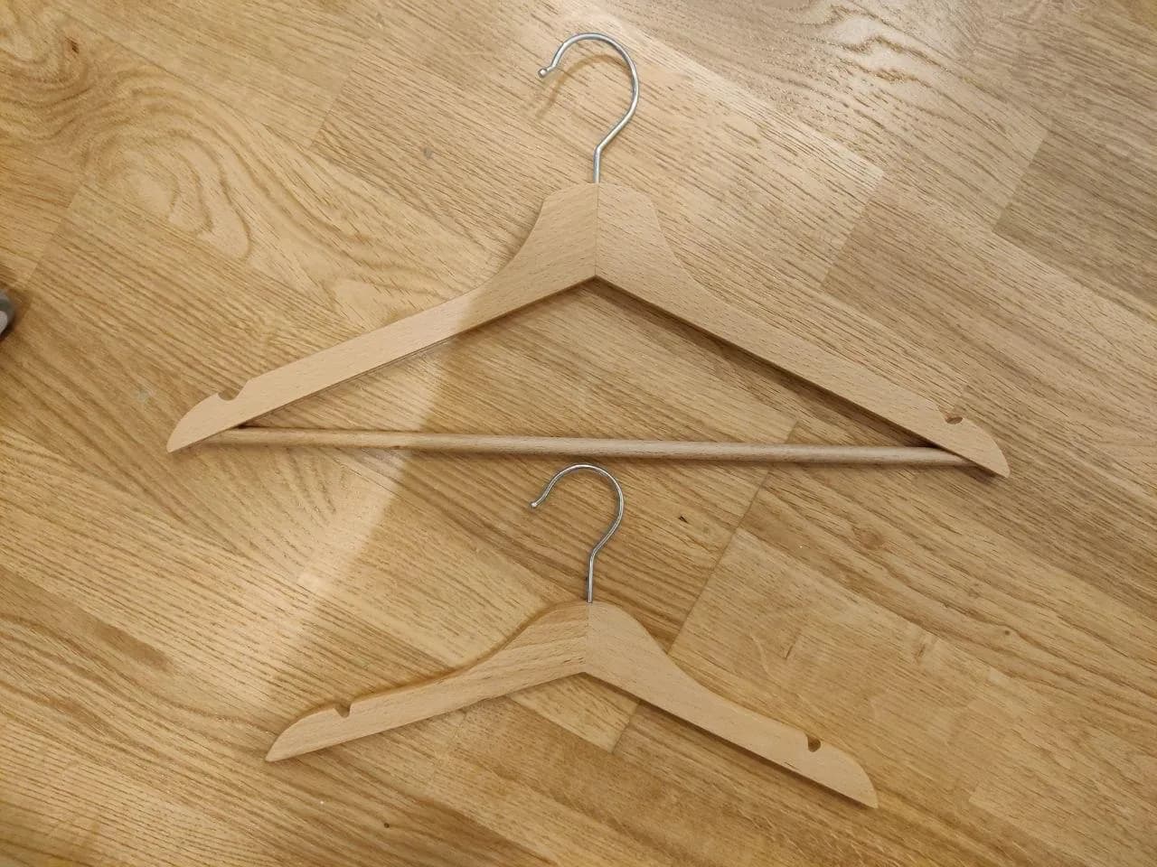 Деревянные вешалки IKEA BUMERANG и HANGA