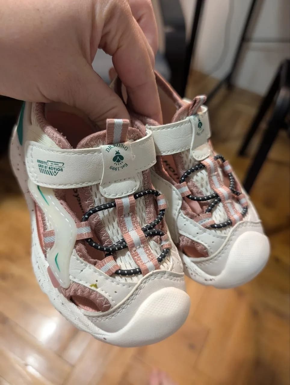 Детские сандалии Dr Kong и кроксы Crocs