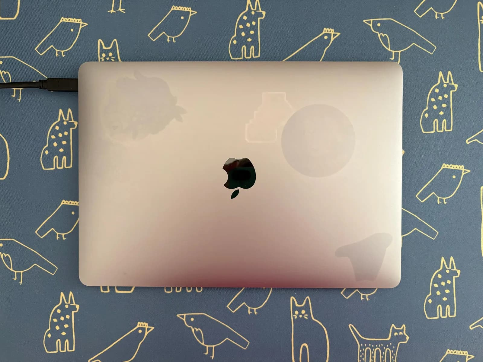 MacBook Air 2020 Core i3 8/250