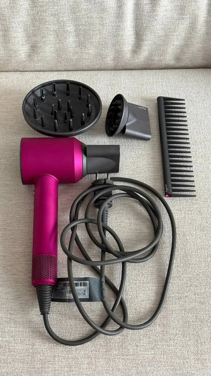 Фен Dyson Supersonic HD03 и плойка Remington