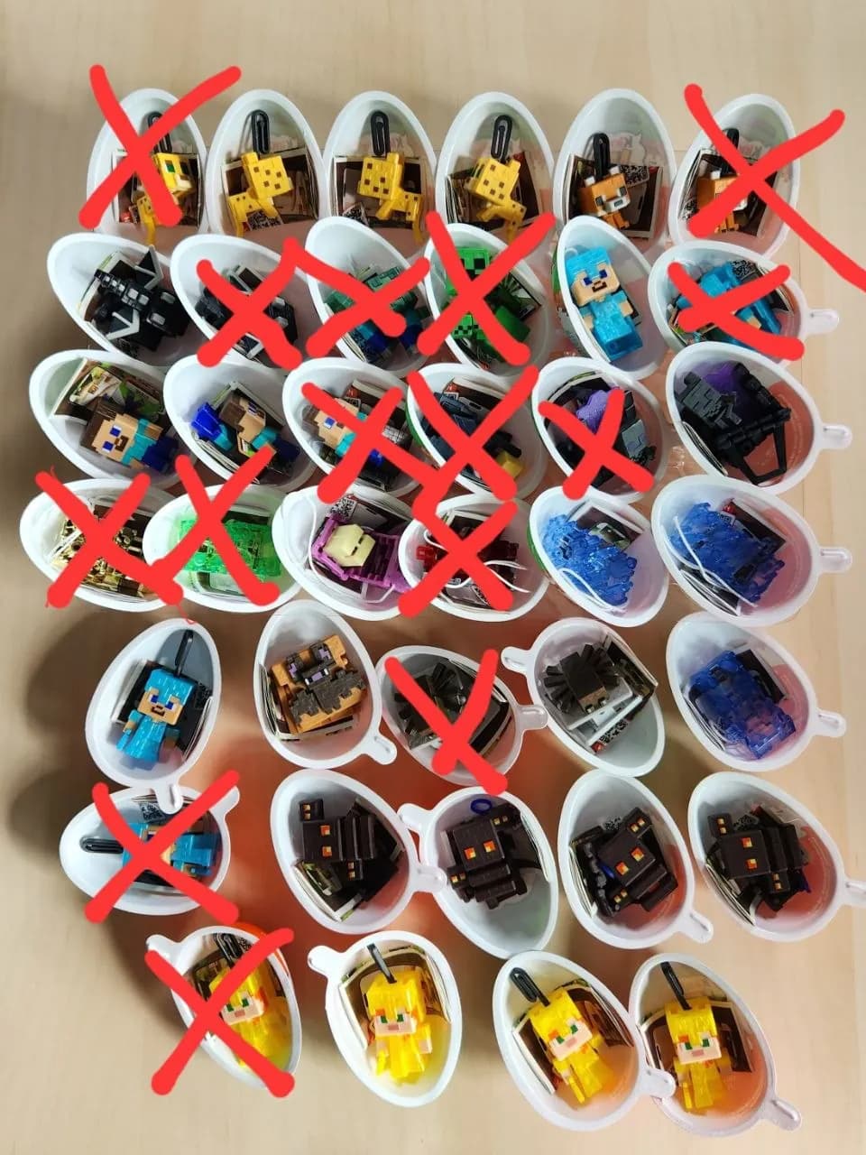 Фигурки Minecraft из Kinder Joy