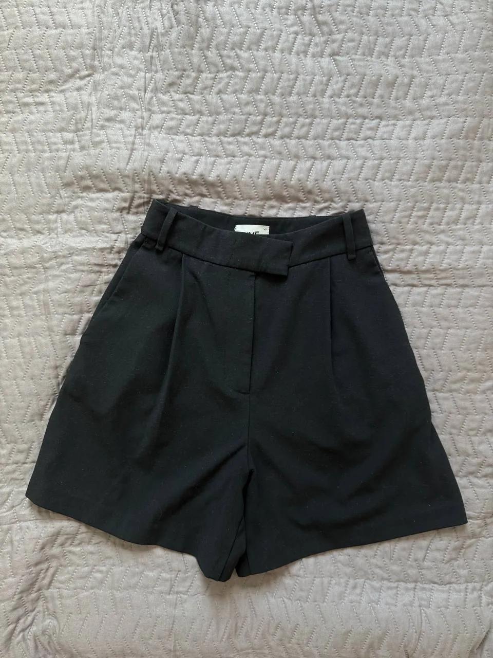 Женские бермуды Lime чёрные XS