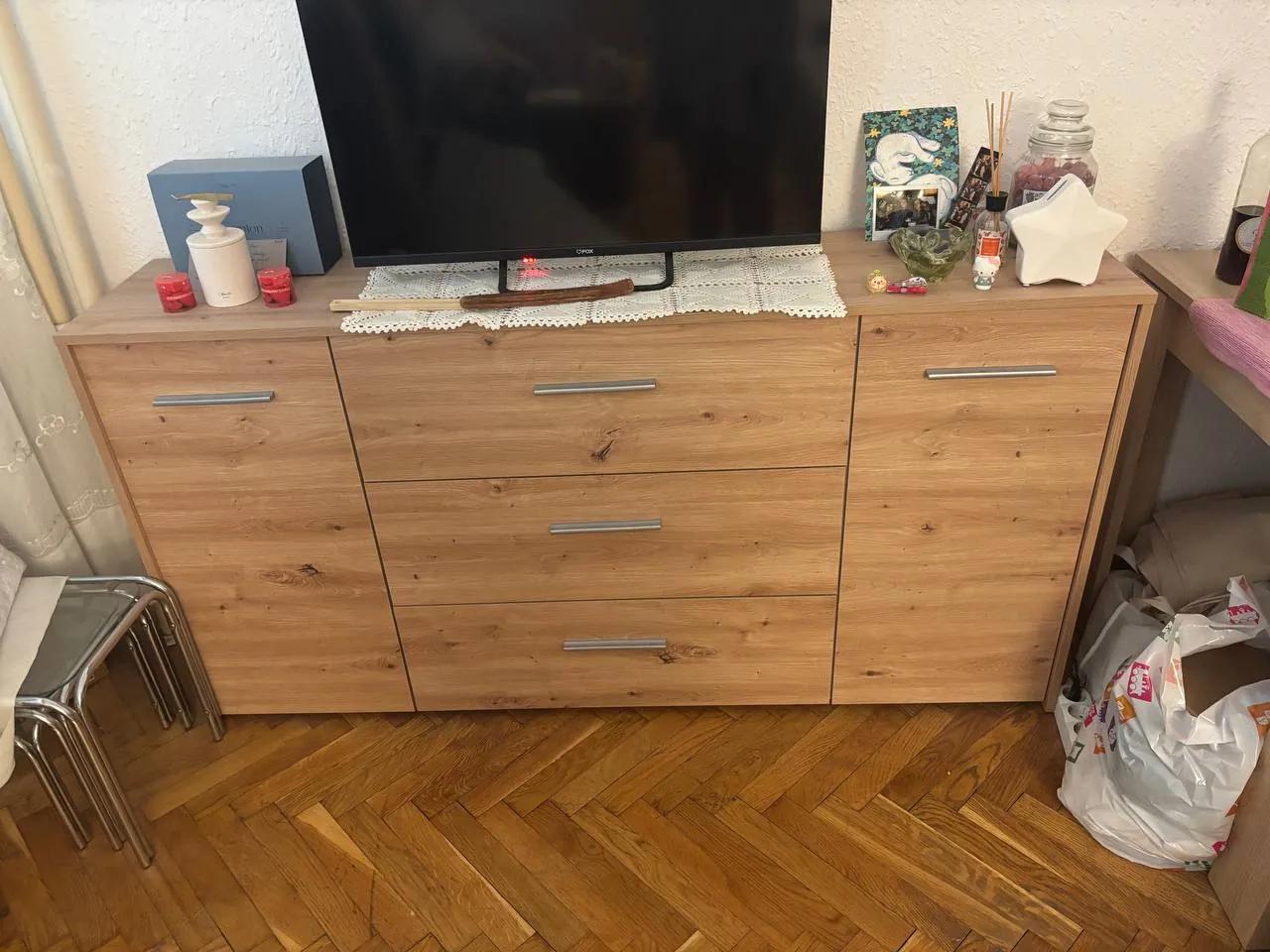 Комод новый 80x33x158
