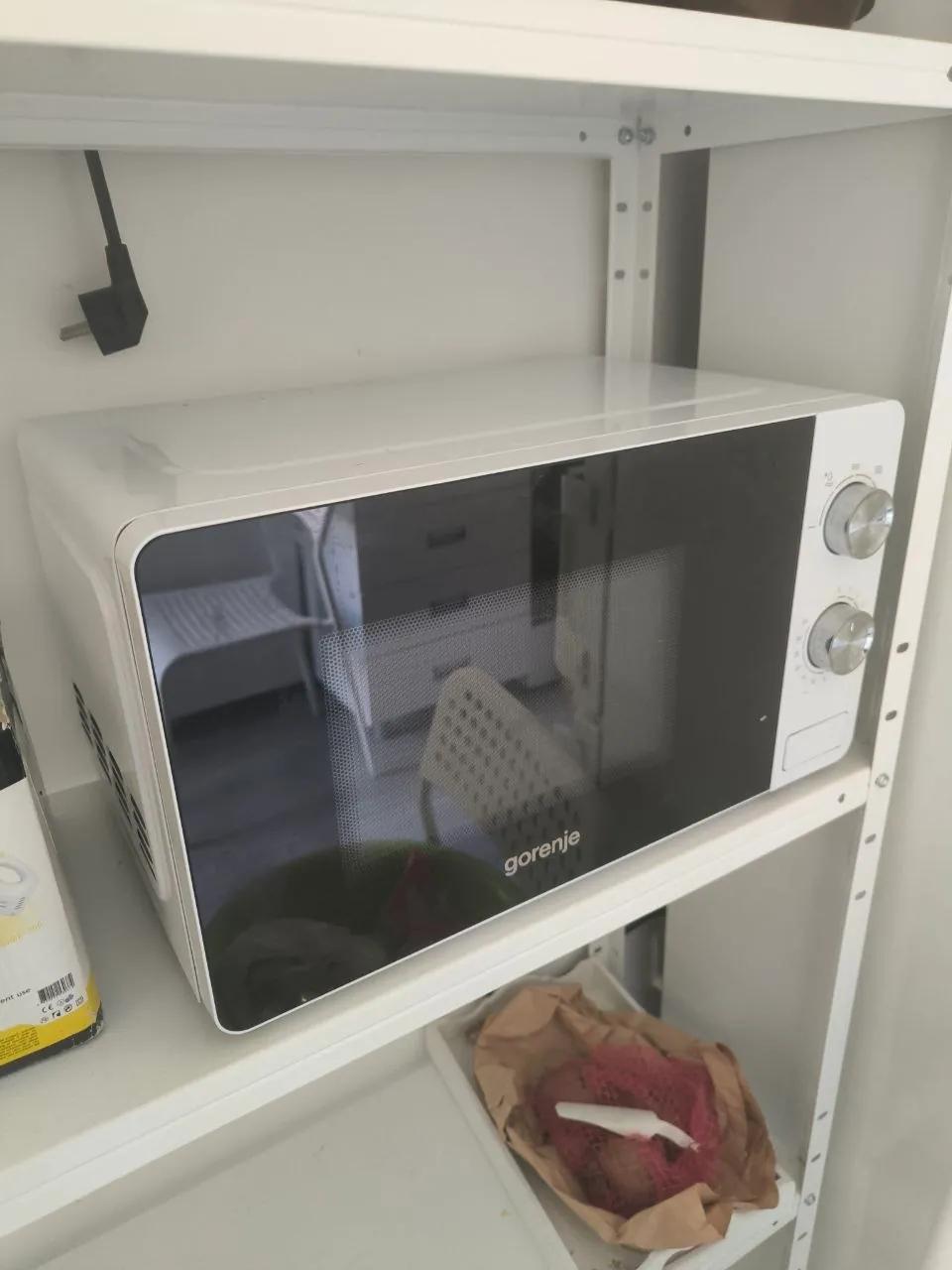 Микроволновка Gorenje рабочая
