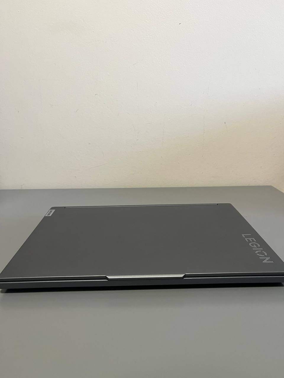 Ноутбук Lenovo Legion модель 17iRX9 1