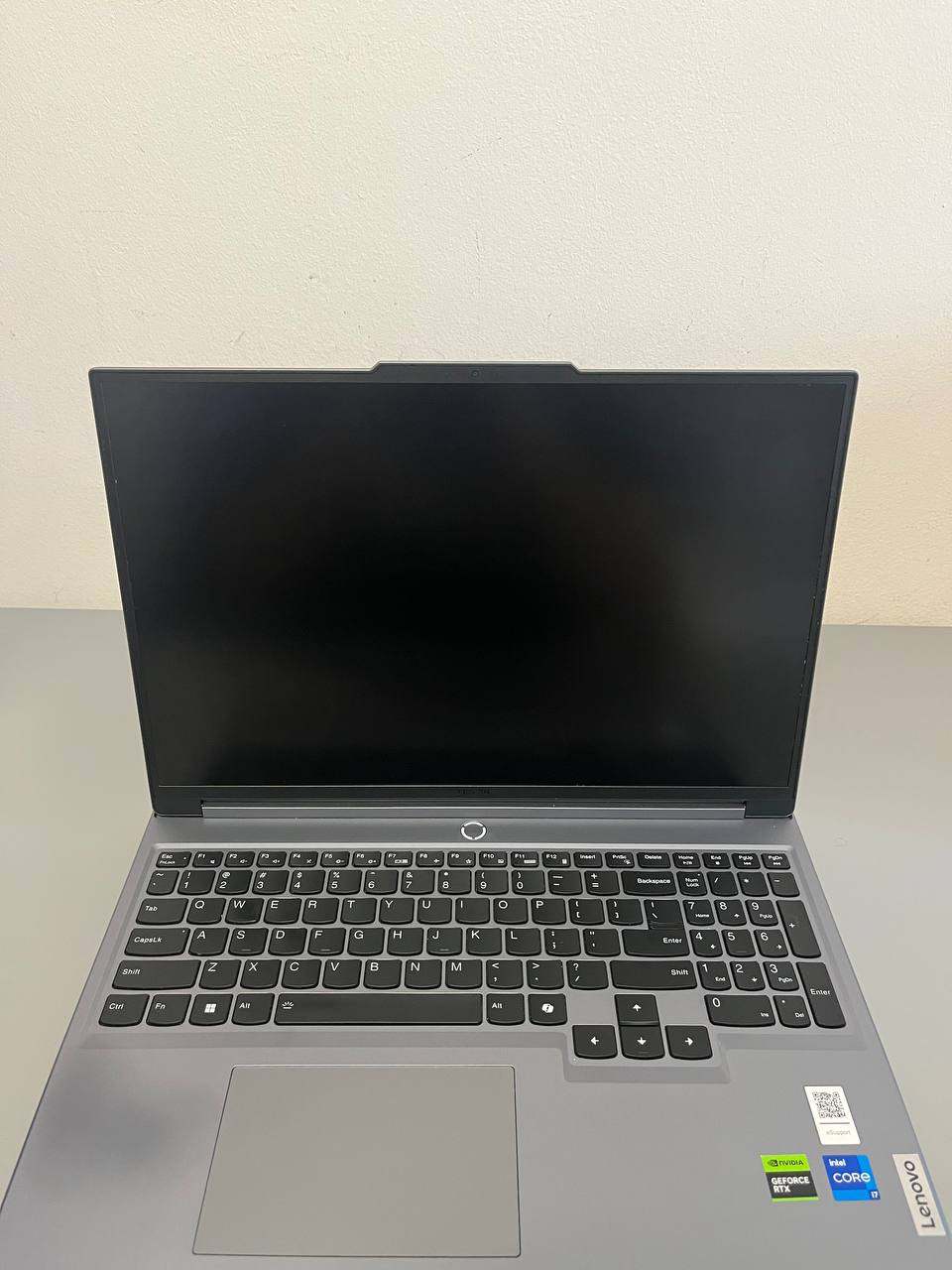 Ноутбук Lenovo Legion модель 17iRX9 2