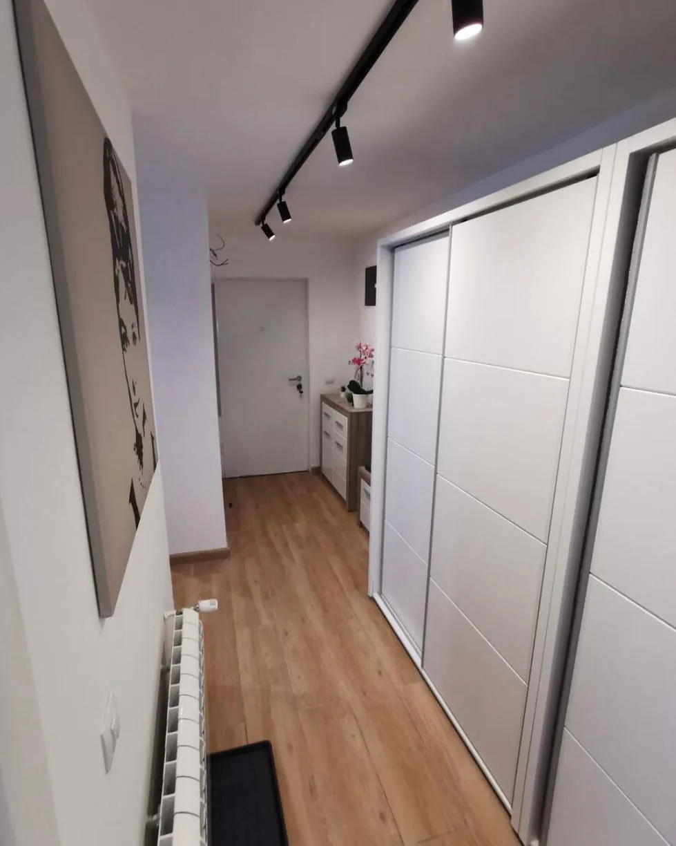 Аренда квартиры Сеняк 48 м2 с паркингом 5
