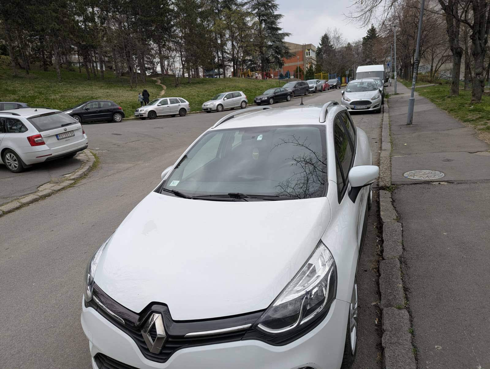 Renault Clio IV Grandtour (2019) 6
