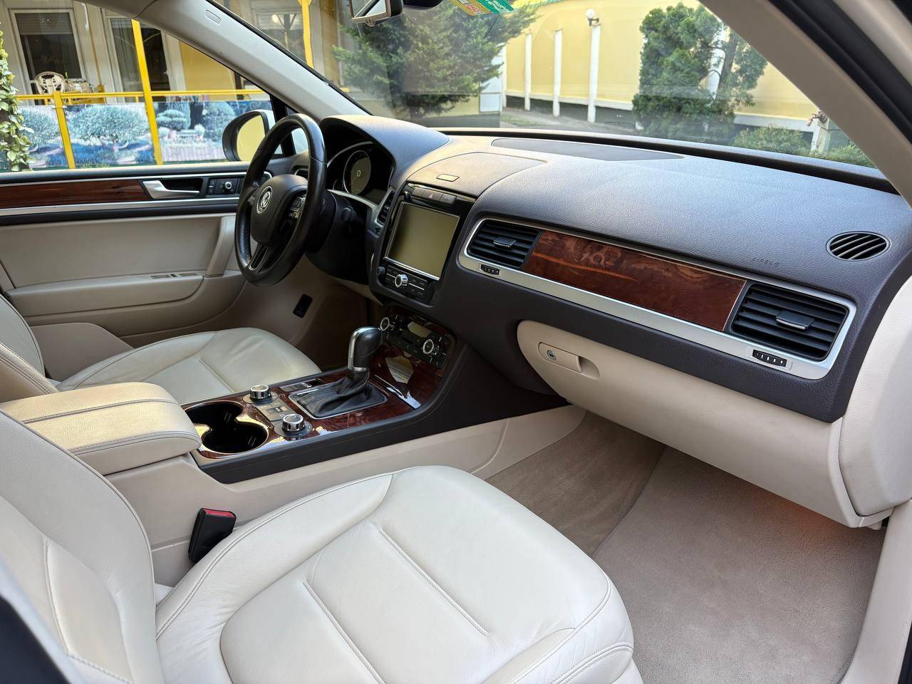 Touareg 3.0 TDI 2011 6