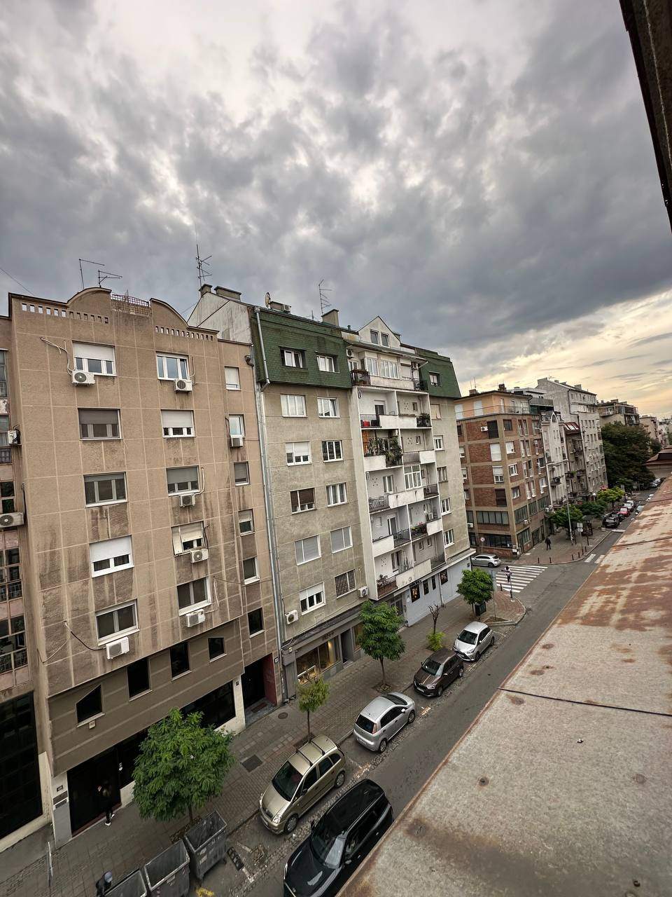 Ищу напарницу для совместной аренды кабинета в районе Врачар 6