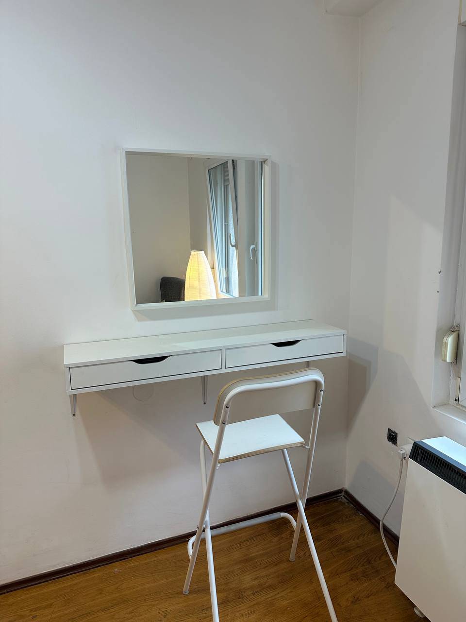 Ищу напарницу для совместной аренды кабинета в районе Врачар 4