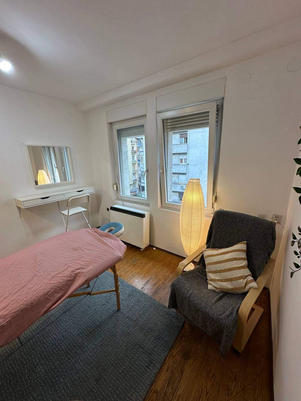 Ищу напарницу для совместной аренды кабинета в районе Врачар 2