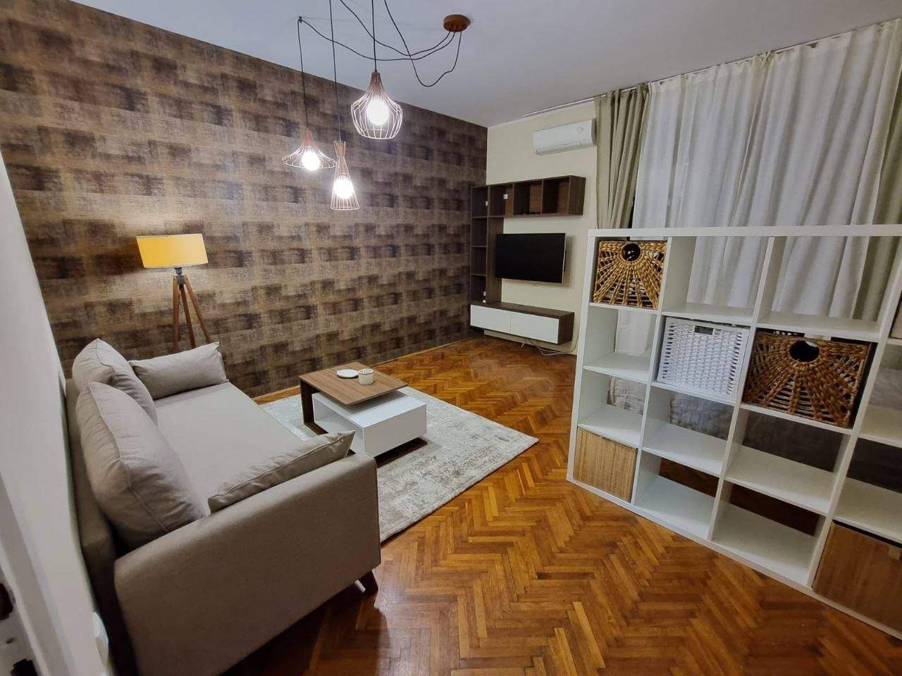 Квартира 42 м2 в исключительном месте, в самом центре Белграда 7