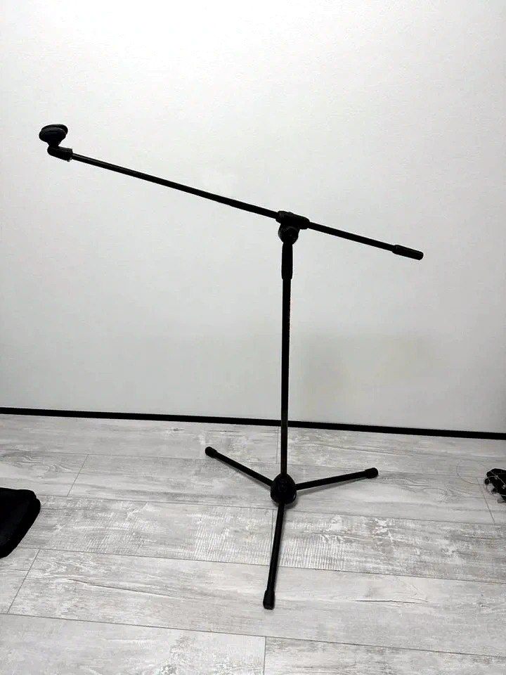 Распродажа музыкальных инструментов и комплектующих! 3