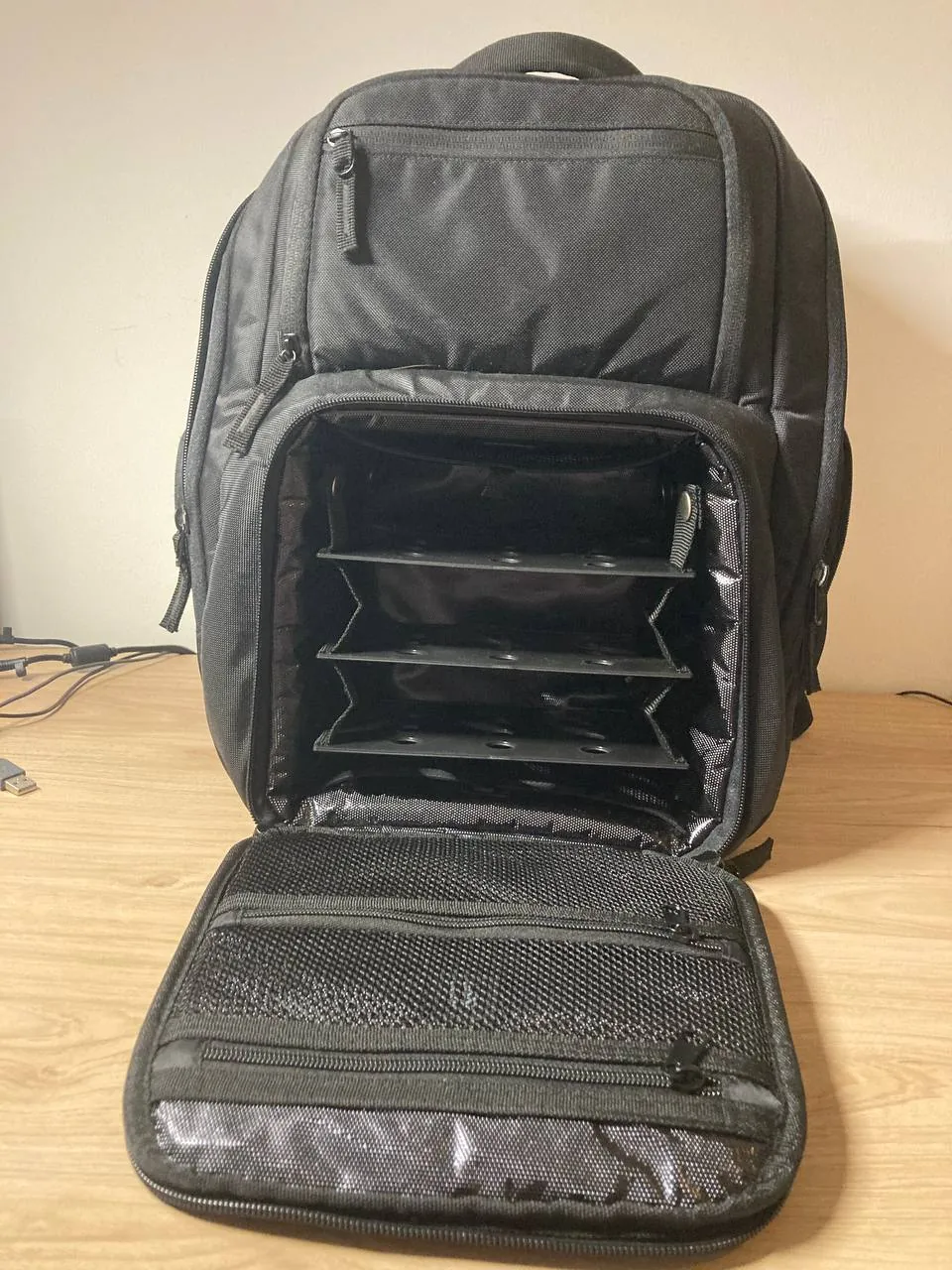Спортивный рюкзак Expedition Backpack 300 6