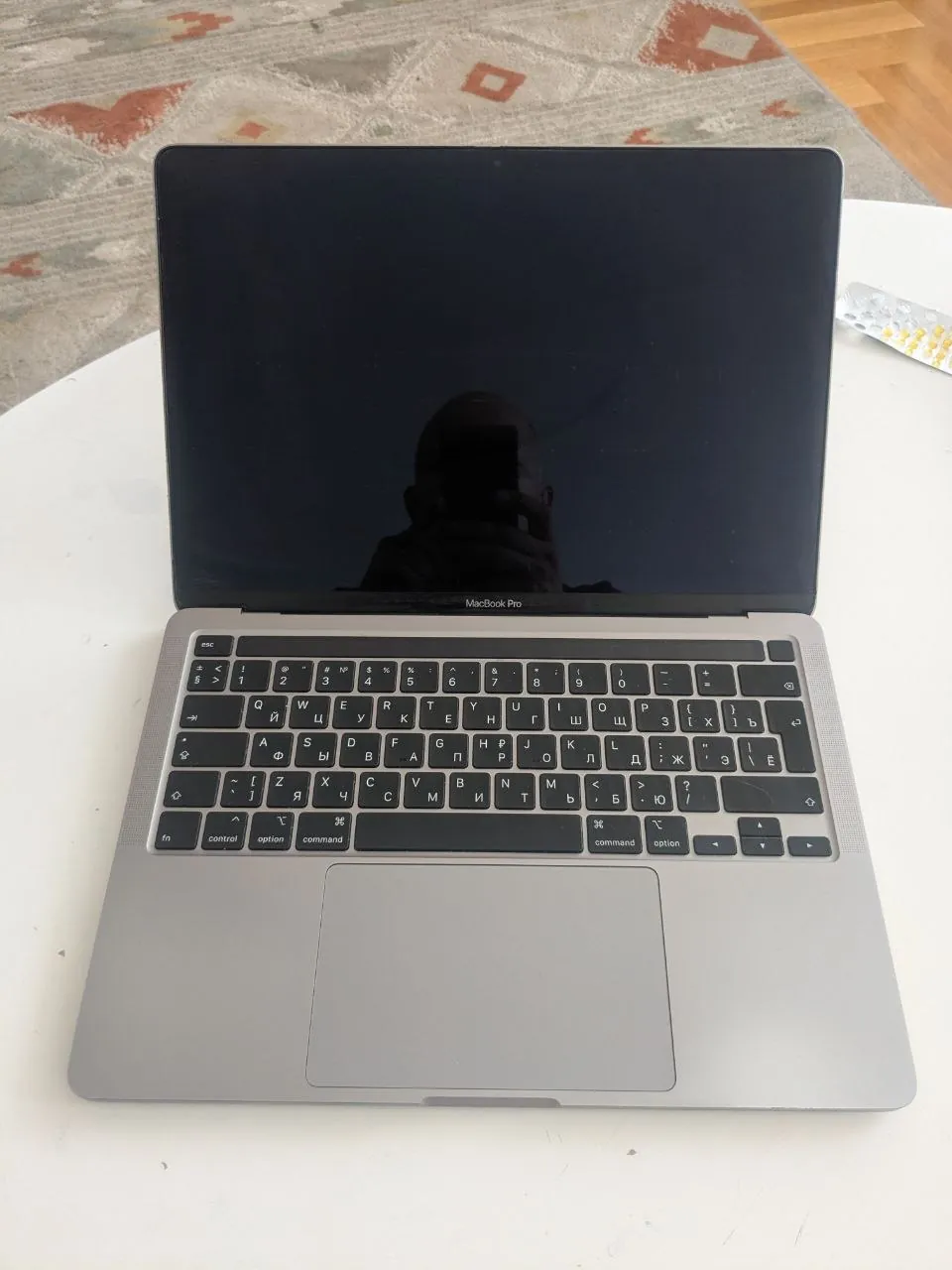 MacBook Pro 2020 на запчасти 1