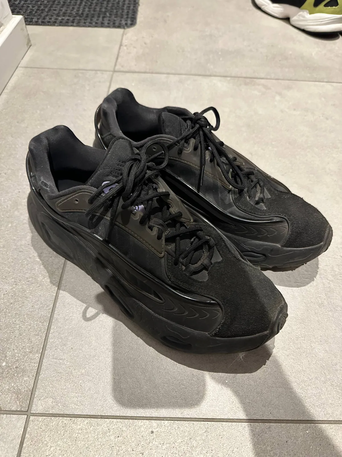 Кроссовки Adidas Oznova US 11 1