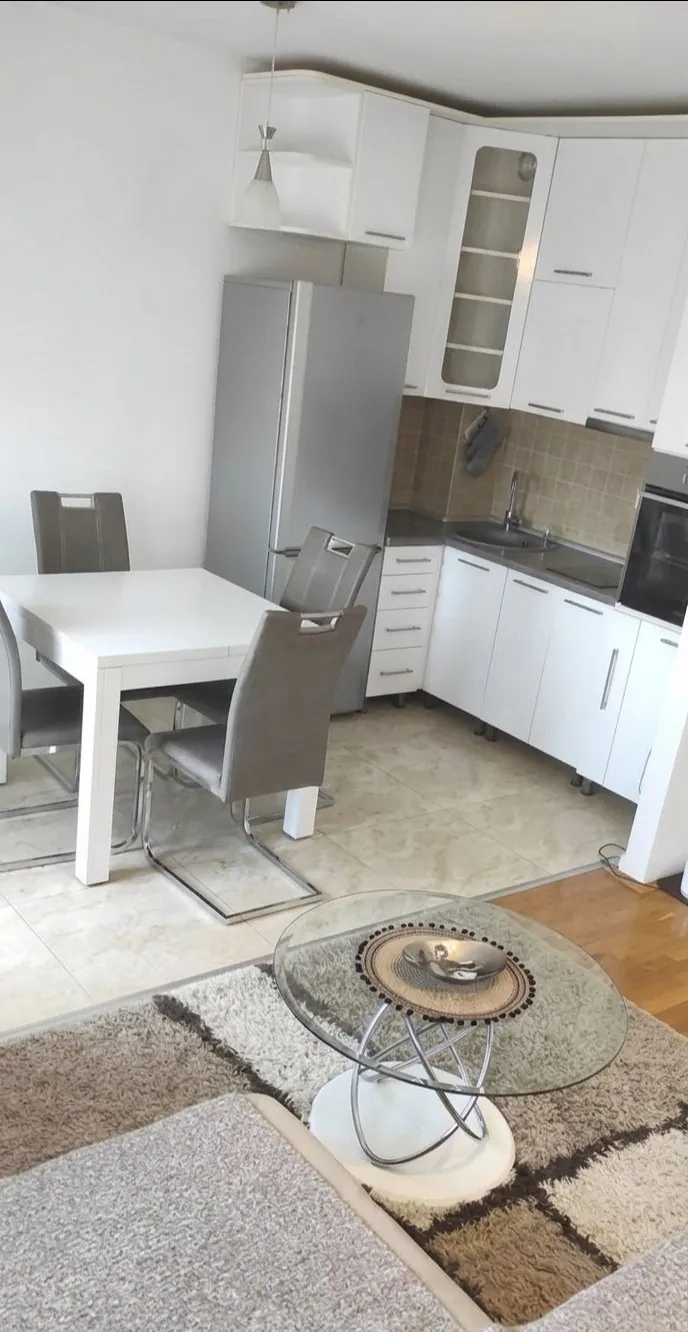 Аренда квартиры Калуђерица 2,5к 400 EUR Белград 3