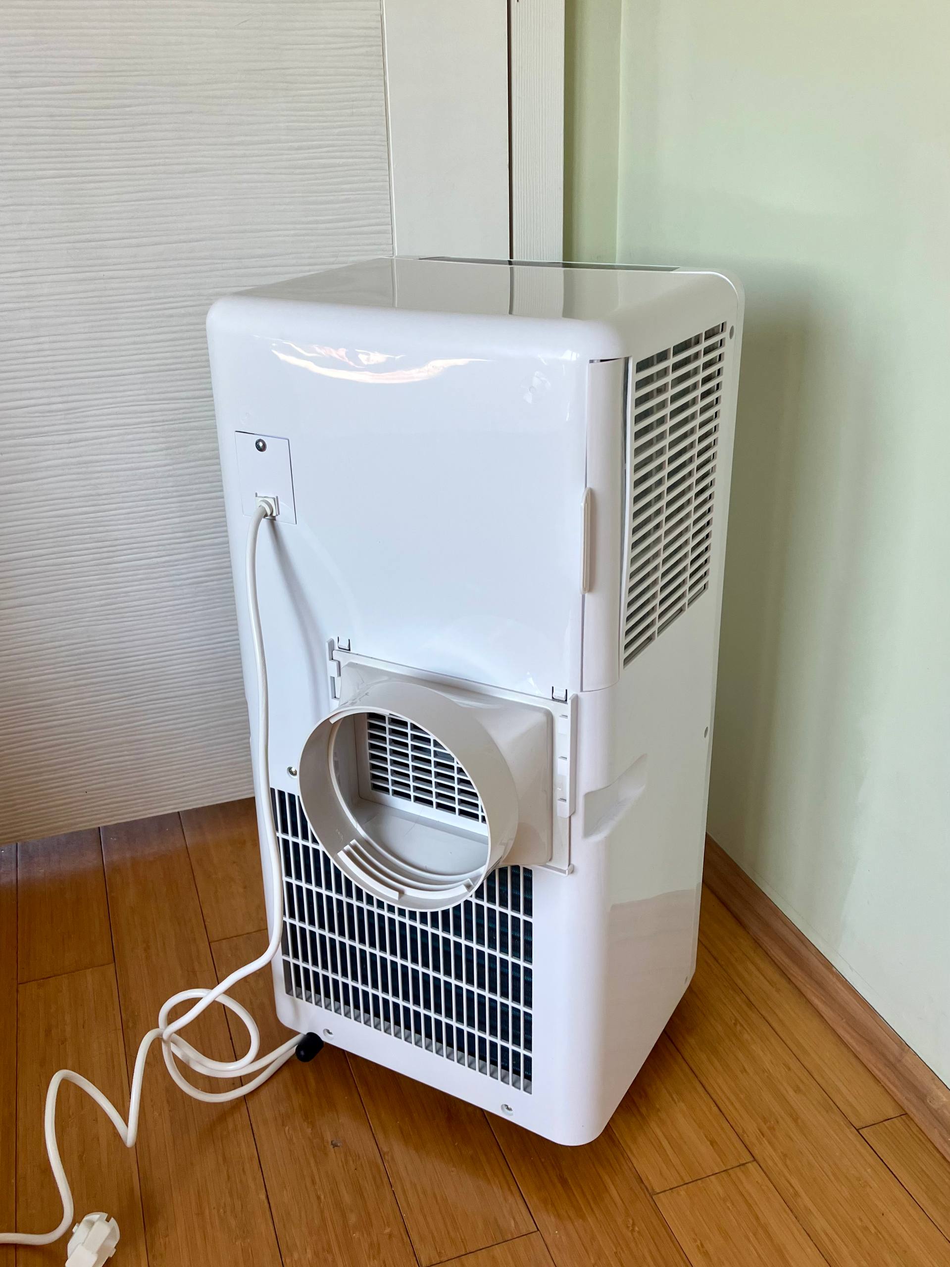 Мобильный кондиционер Beko BP209H 3