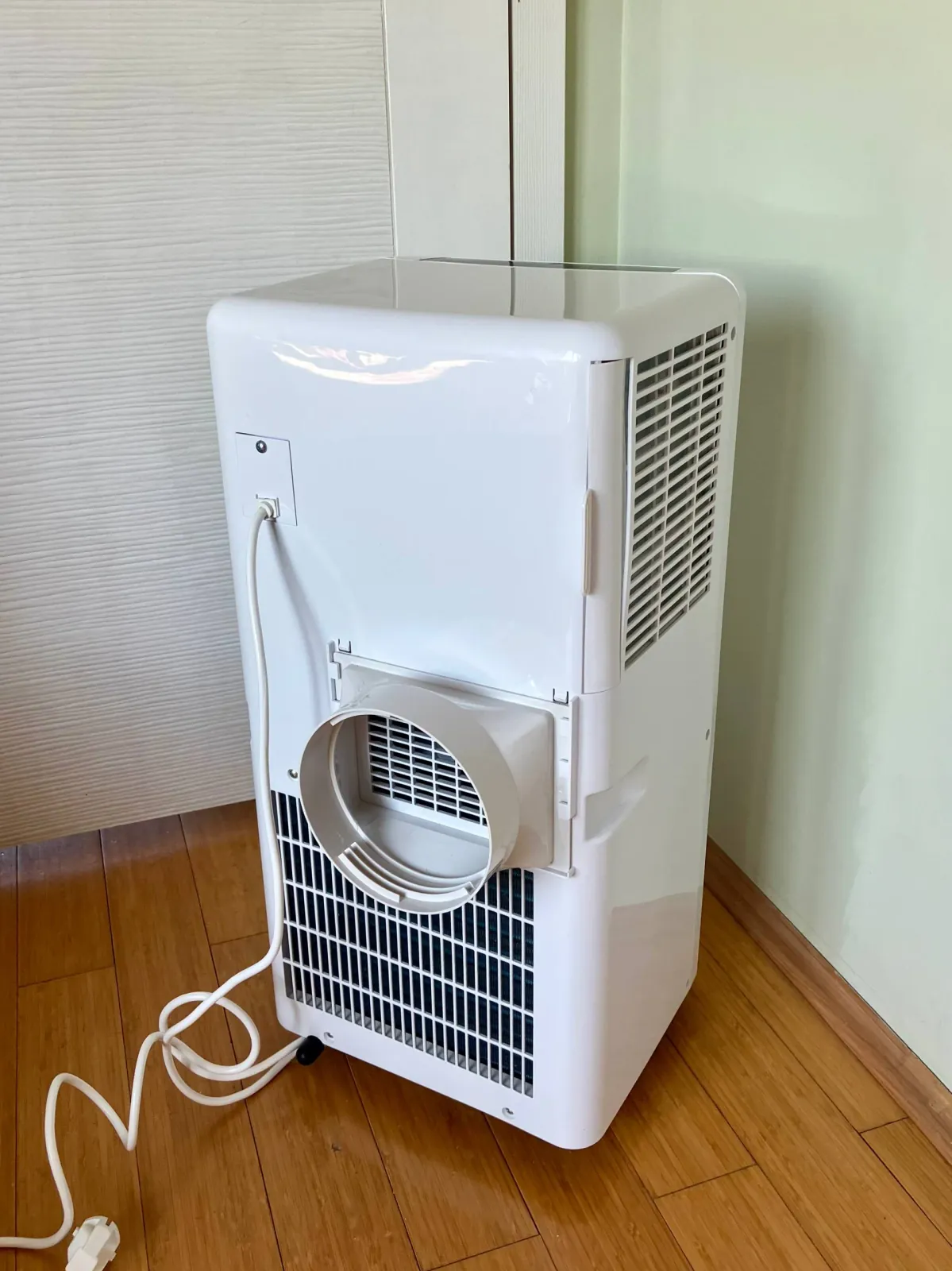 Мобильный кондиционер Beko BP209H 3