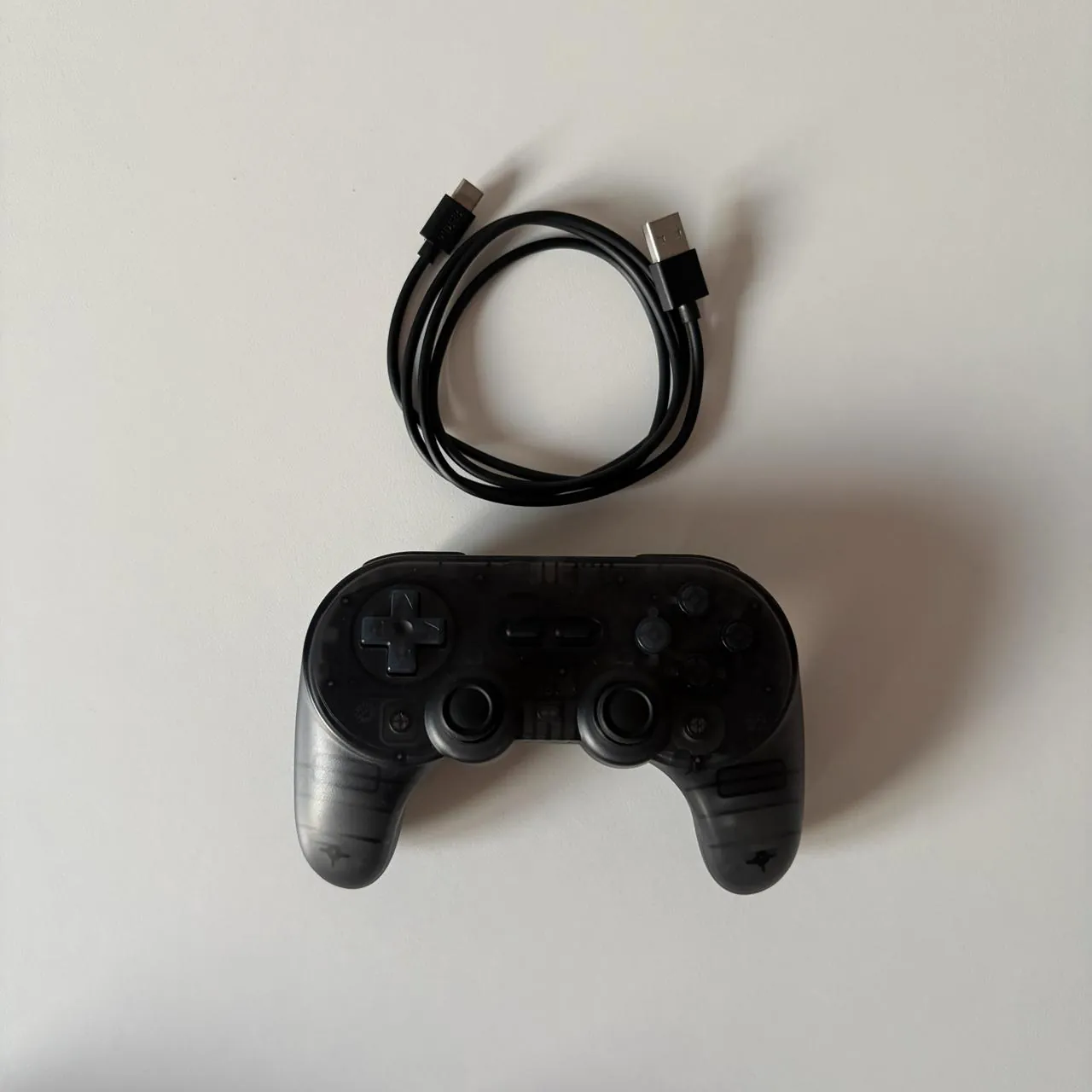 Геймпад 8BitDo Pro 2 + кейс, 30 EUR 1