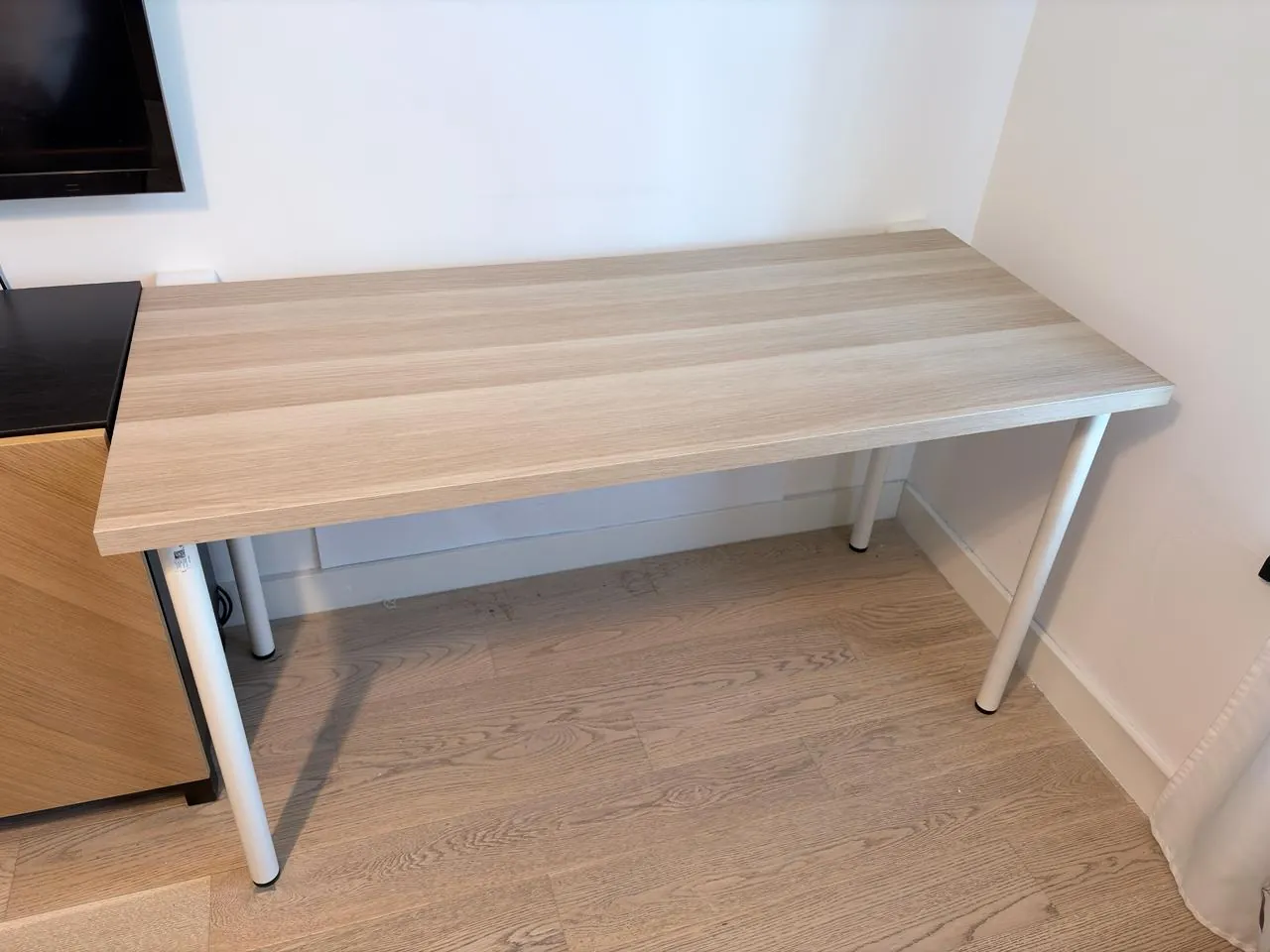 Стол IKEA LAGKAPTEN 140x60 см 1