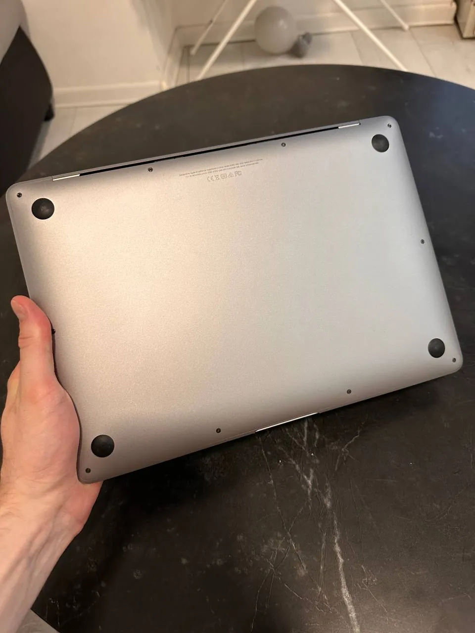 MacBook Air 13 2019 i5 8GB 256GB хорошее состояние 2