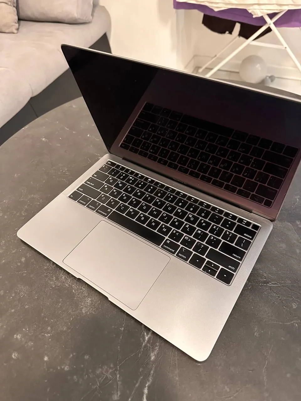 MacBook Air 13 2019 i5 8GB 256GB хорошее состояние 3