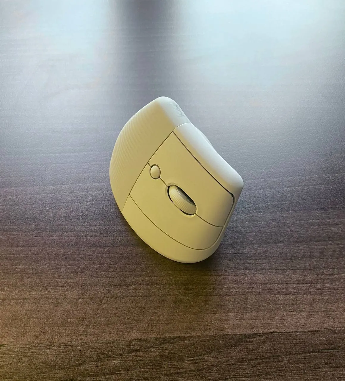 Вертикальная мышь Logitech Lift идеальное состояние Белград 2