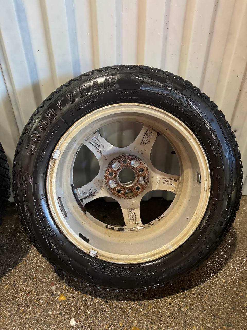 Комплект дисков R16 с резиной 4