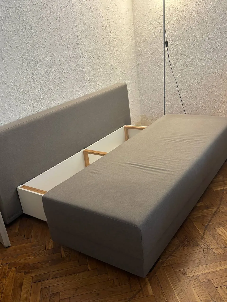 Диван новый Forma Ideale 197x75 Белград 5