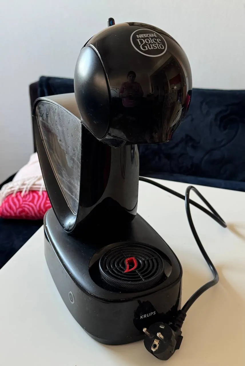 Кофемашина Nescafe Dolce Gusto с капсулами 2