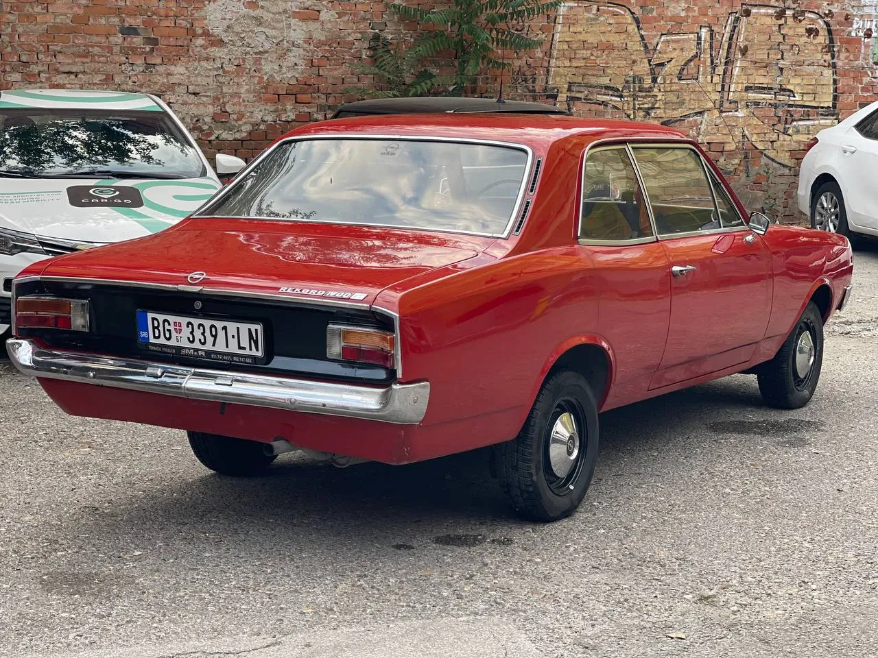 Opel Rekord 1968 бензин Белград 2