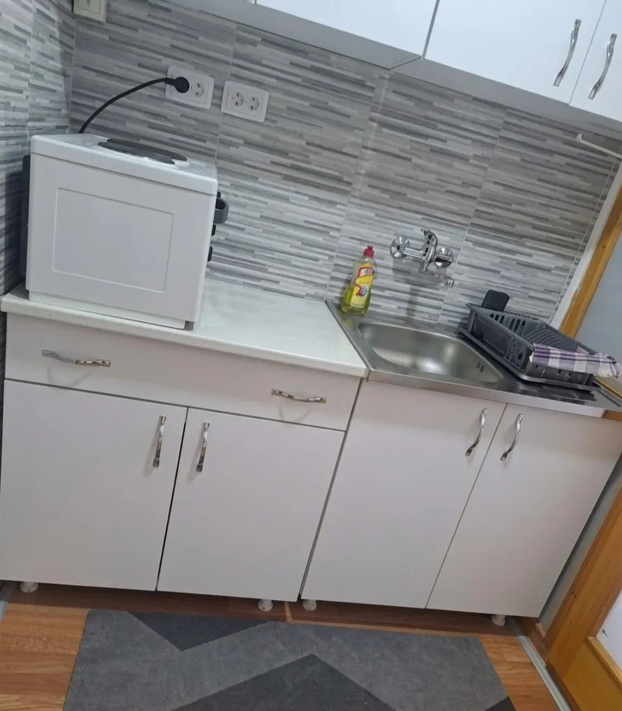 Аренда 1,5-комнатной квартиры Жарково Чукарица 35 м2 400 EUR 9