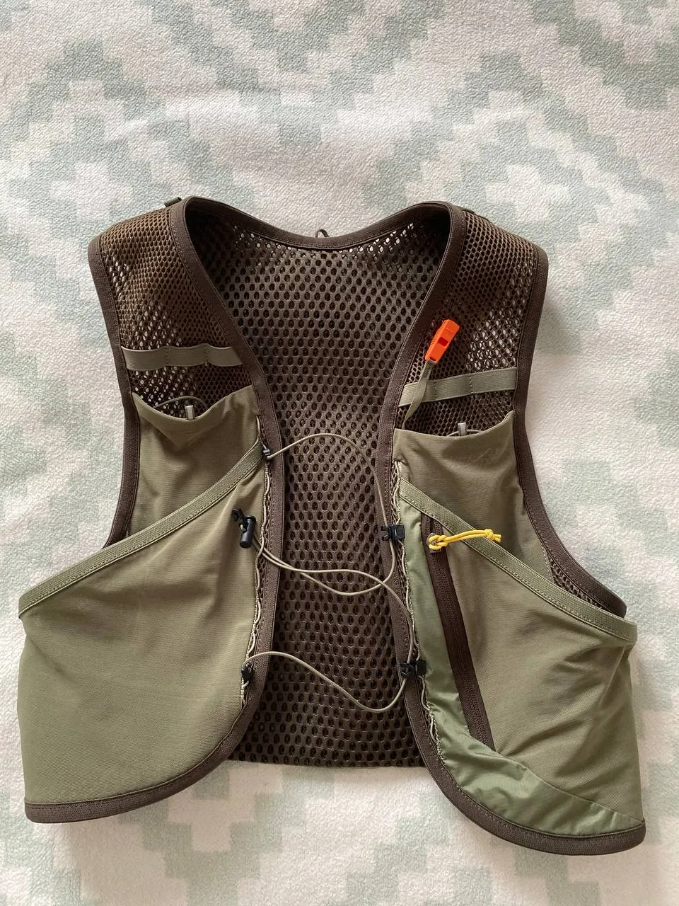 Беговой жилет Salomon Active Skin 4L 1