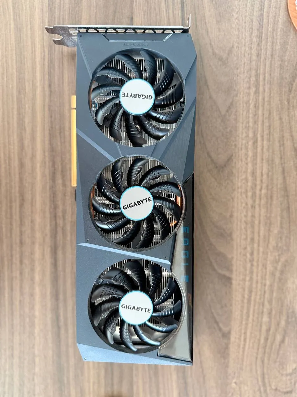 Видеокарта Gigabyte Radeon RX 6600 EAGLE 8G 1