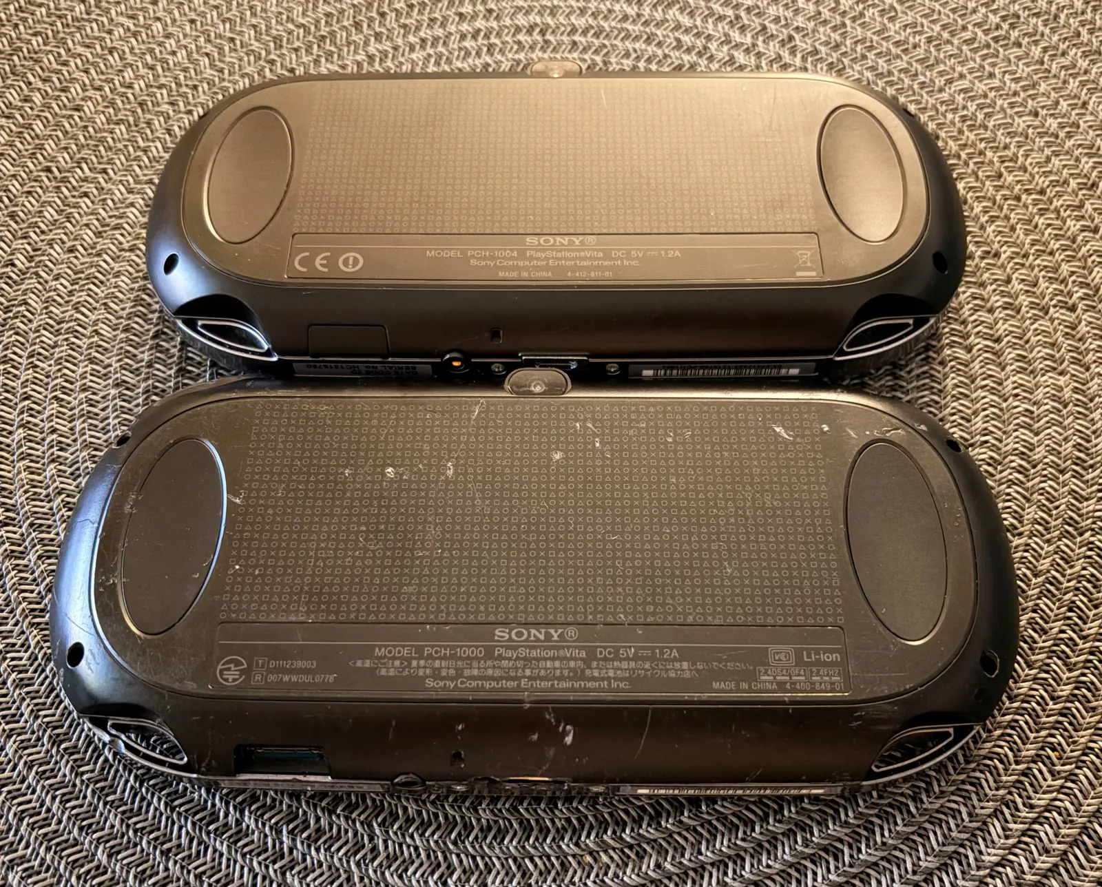2 консоли PS Vita на запчасти или восстановление 4
