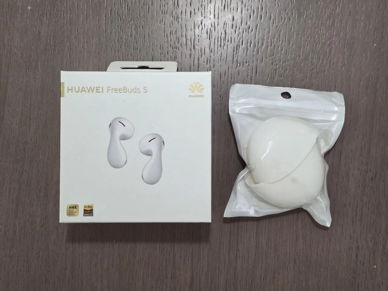 Электроника лотом: VR Quest 3, FreeBuds 5, CMF Watch Pro 2 и др. 4