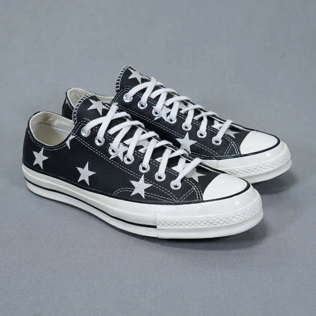 Adidas Stan Smith Converse Chuck поло YSL Нови-Сад 5