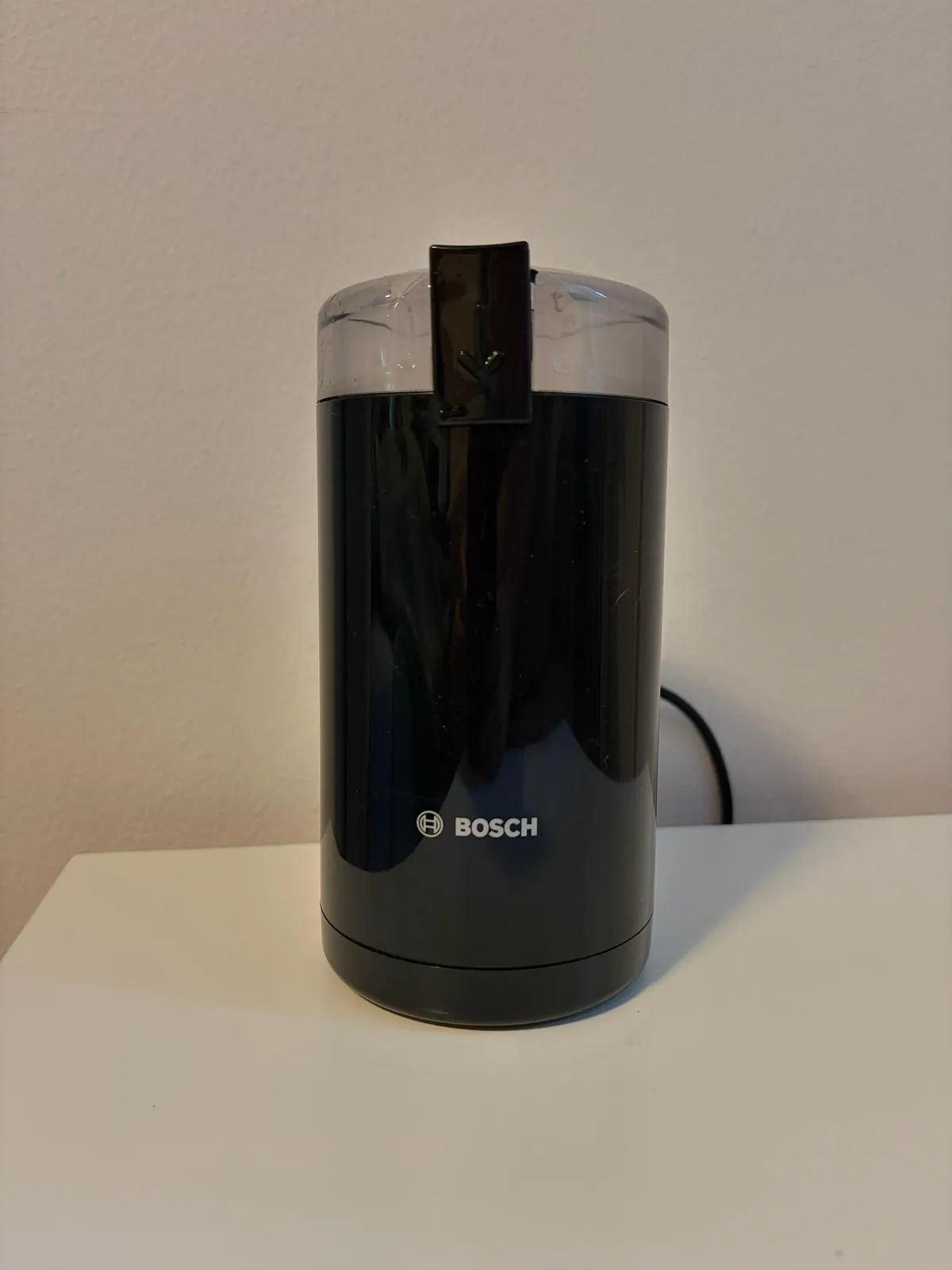 Фен Philips 5000 аромадиффузор кофемолка Bosch 3