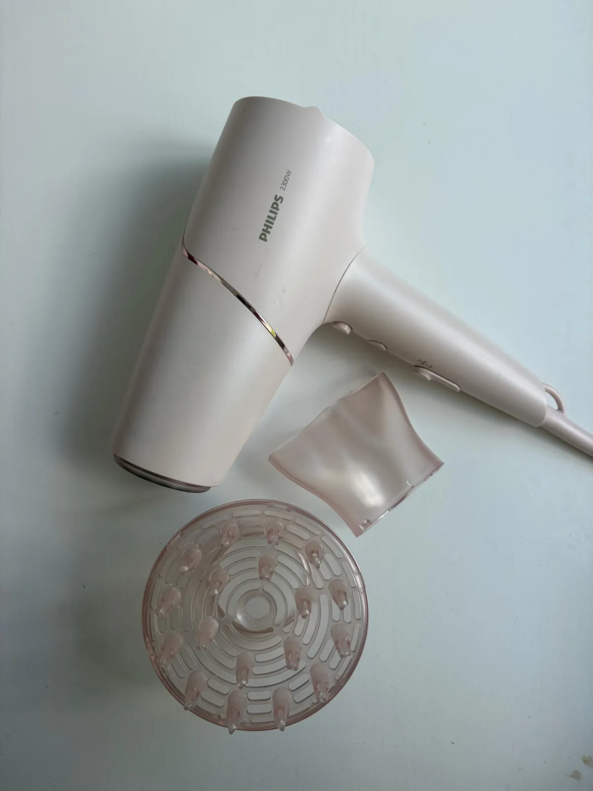 Фен Philips 5000 аромадиффузор кофемолка Bosch 1