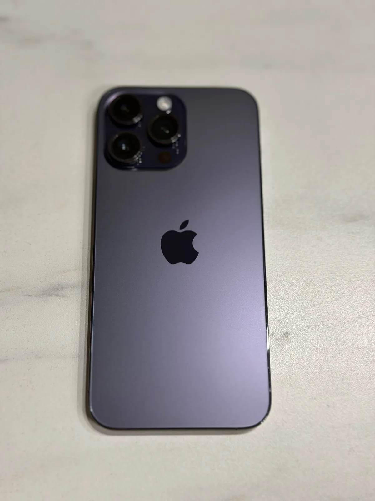 Asus ROG Ally X Thrustmaster iPhone 14 Pro 4