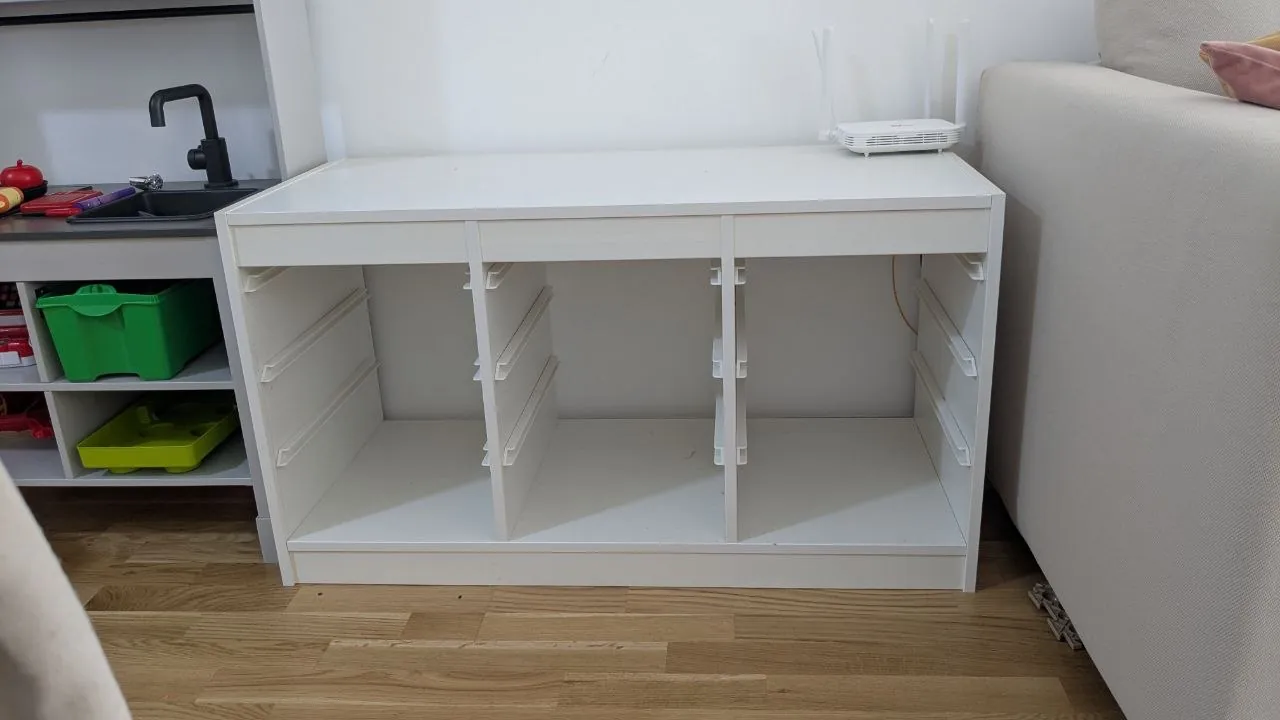 Полка IKEA TROFAST среднее состояние 1