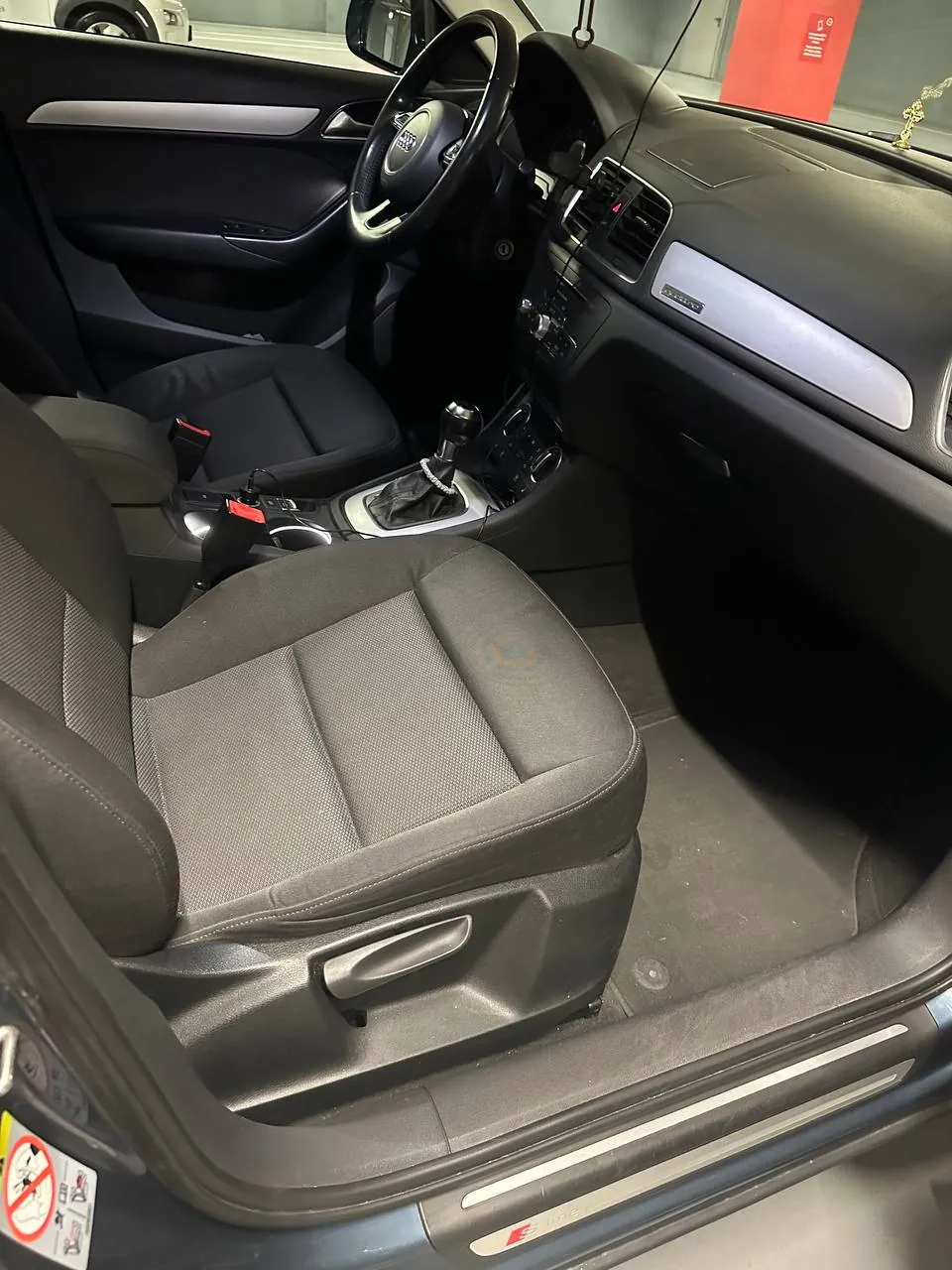 Audi Q3 quattro S-line 2018 дизель автомат 8